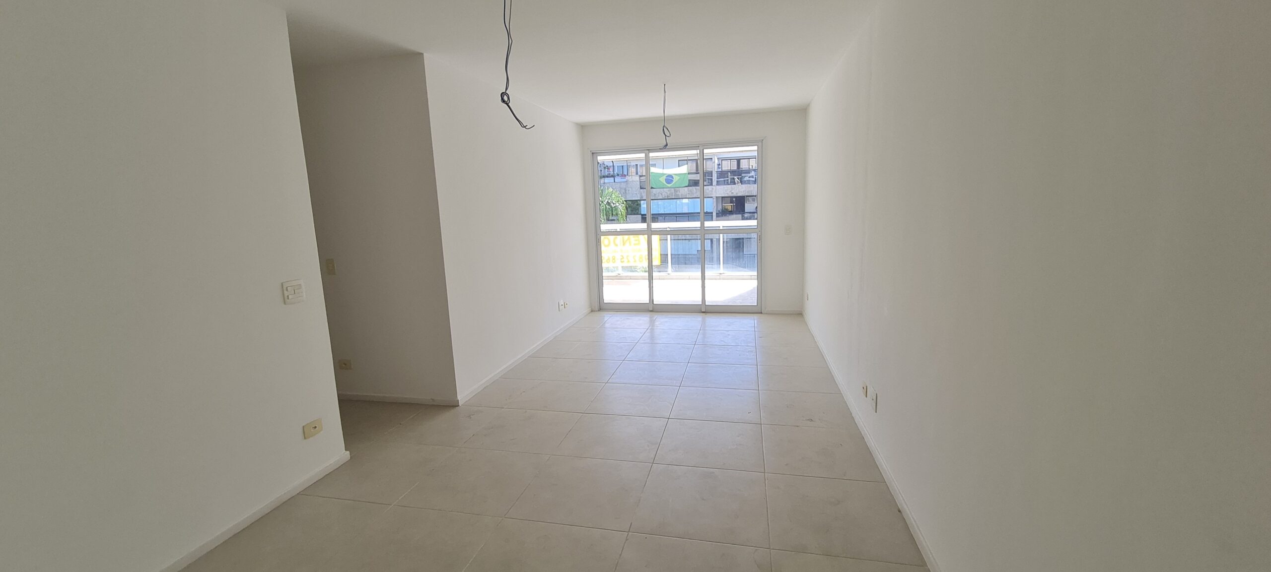 Sala e acesso da varanda