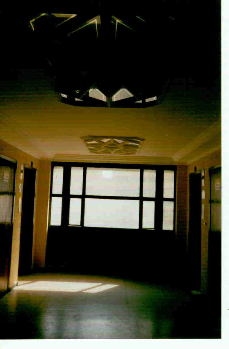 ZARZUR HALL ELEVADOR