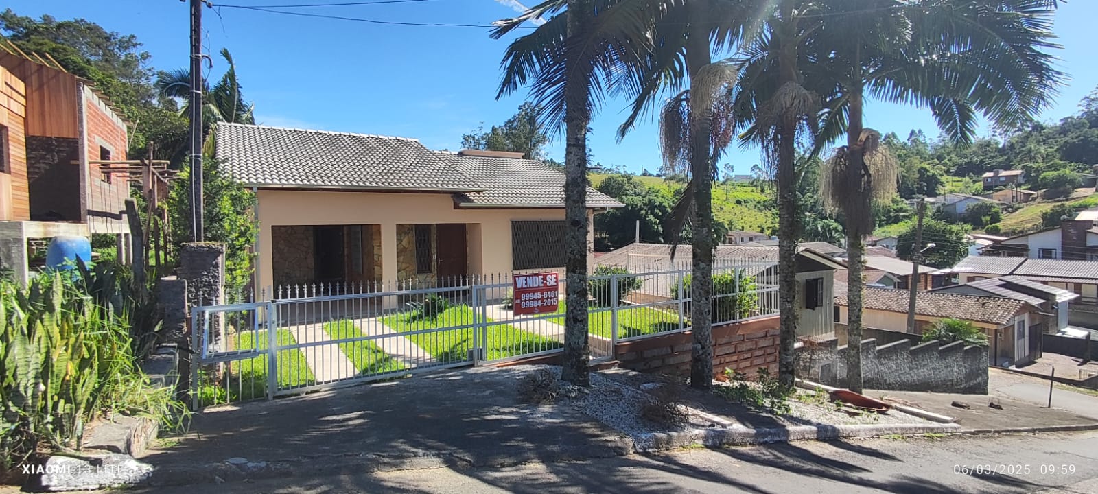CASA FRENTE RUA