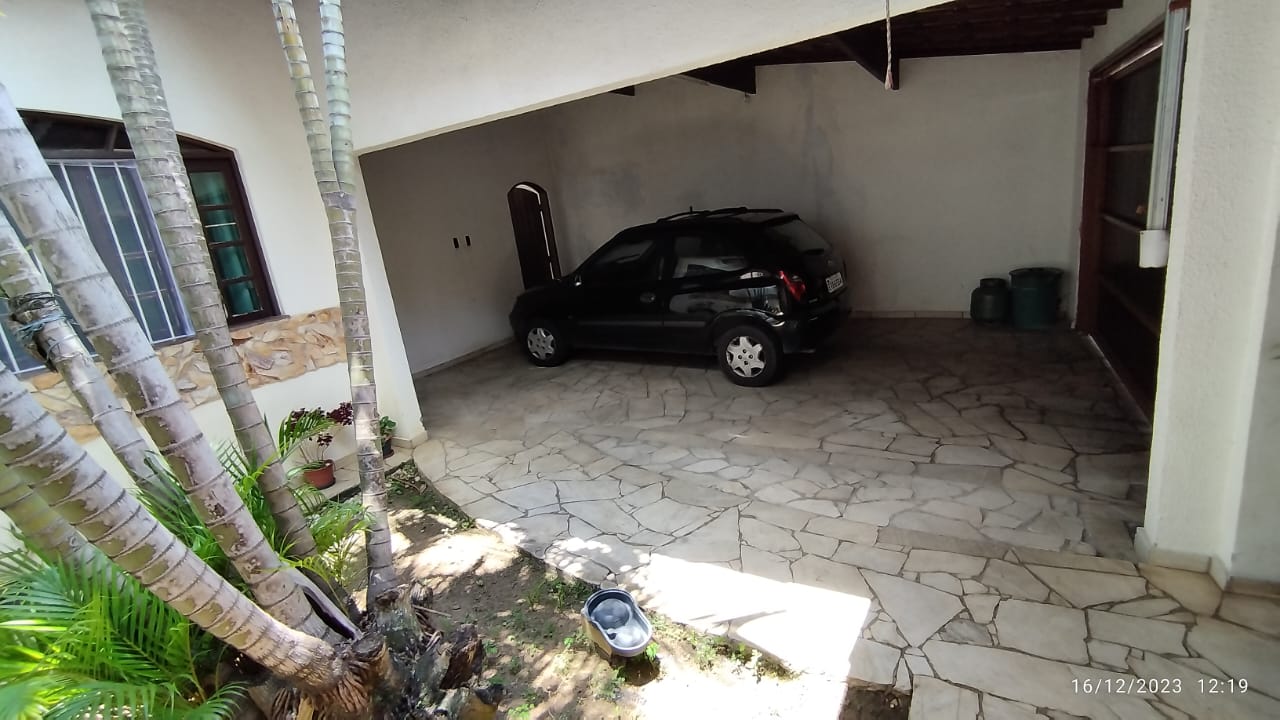 Garagem 01