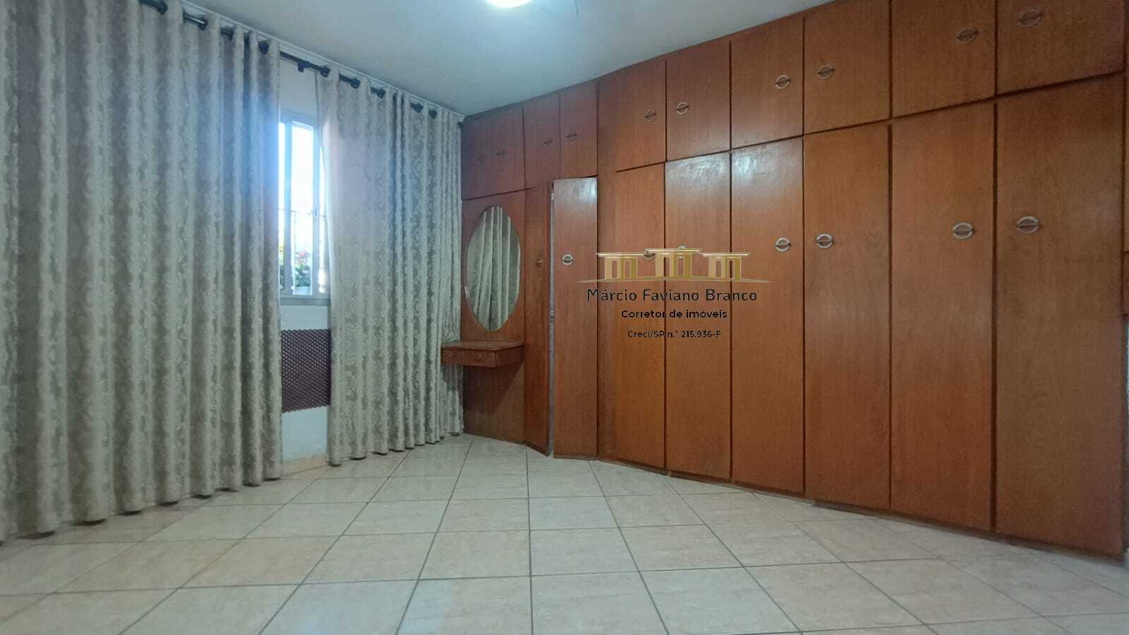 Quarto 1