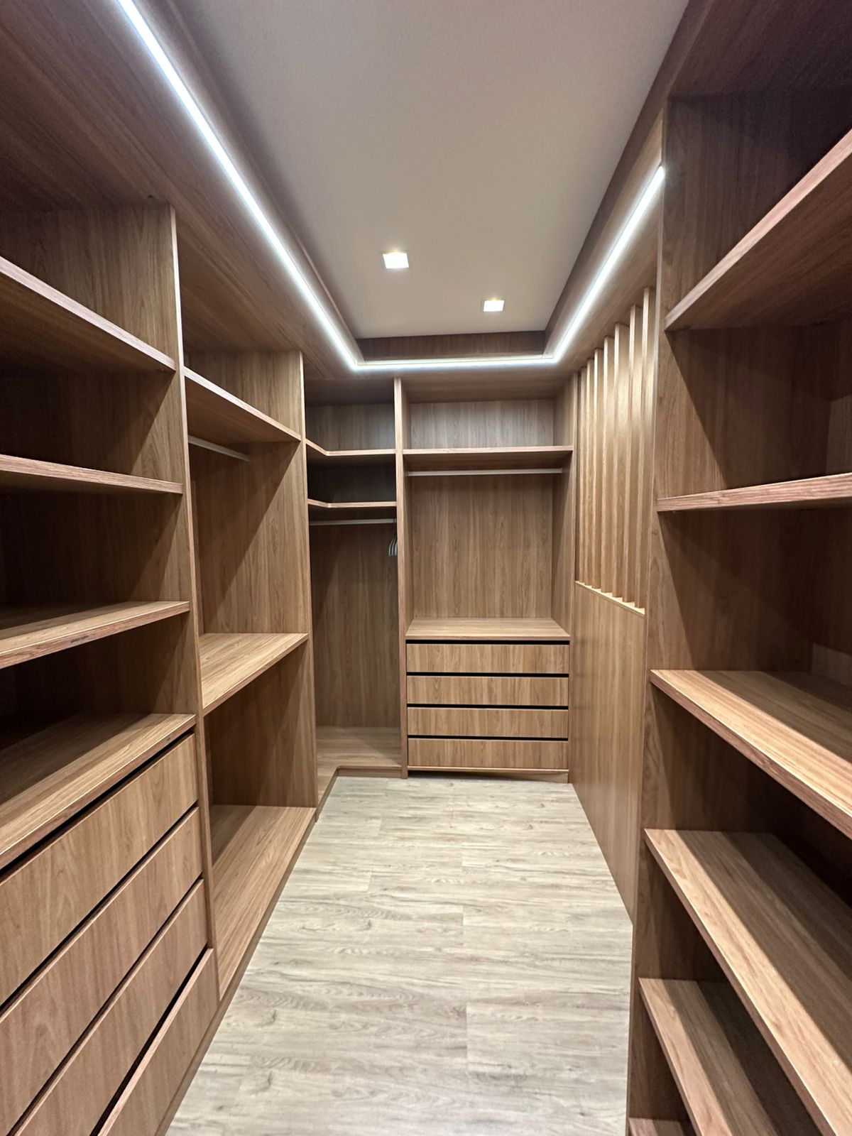 WhatsApp Image 2025-11-19 at 17.11.24 (2)