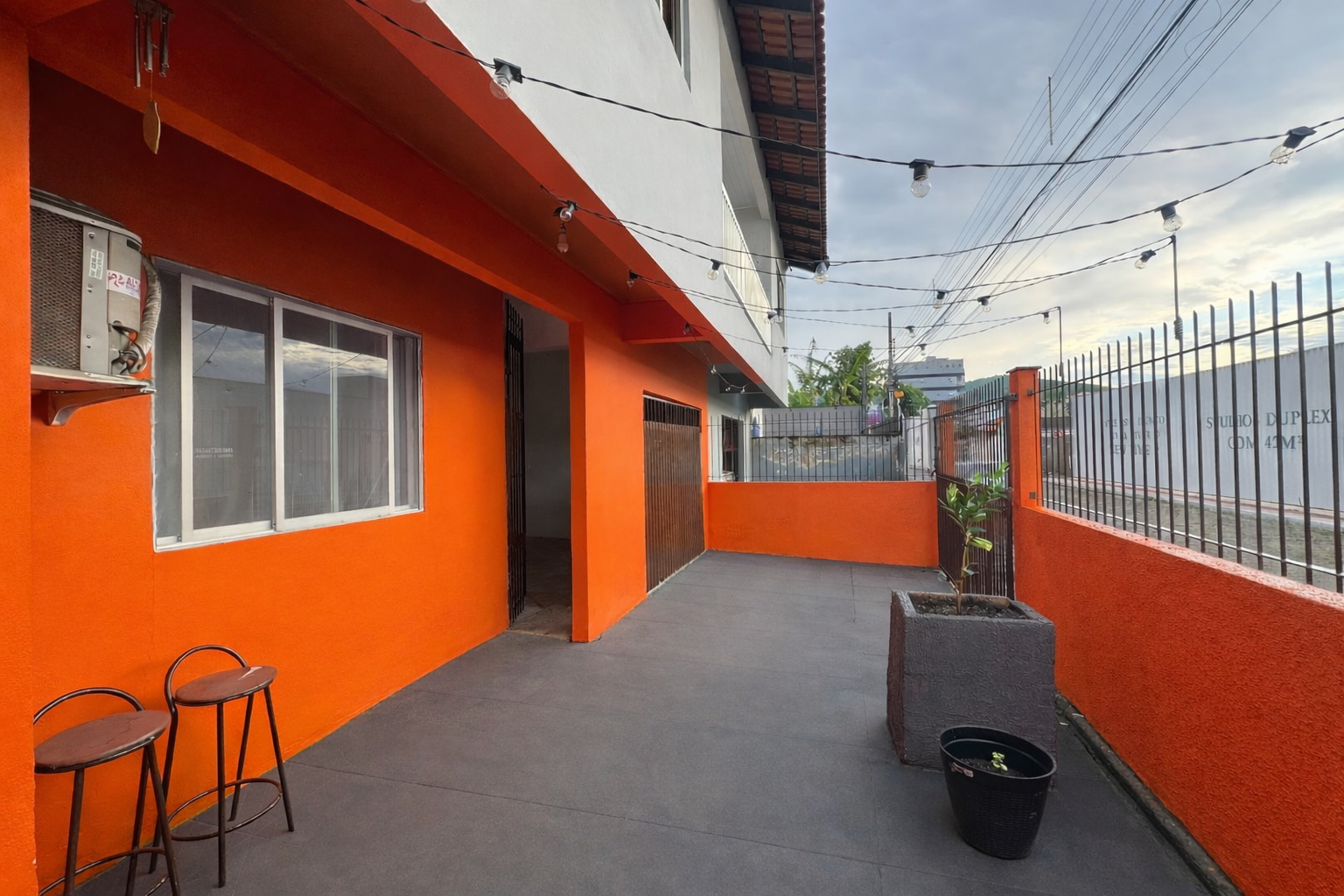 B7A1D0B9-40D4-4725-8692-E229A7BB27B5