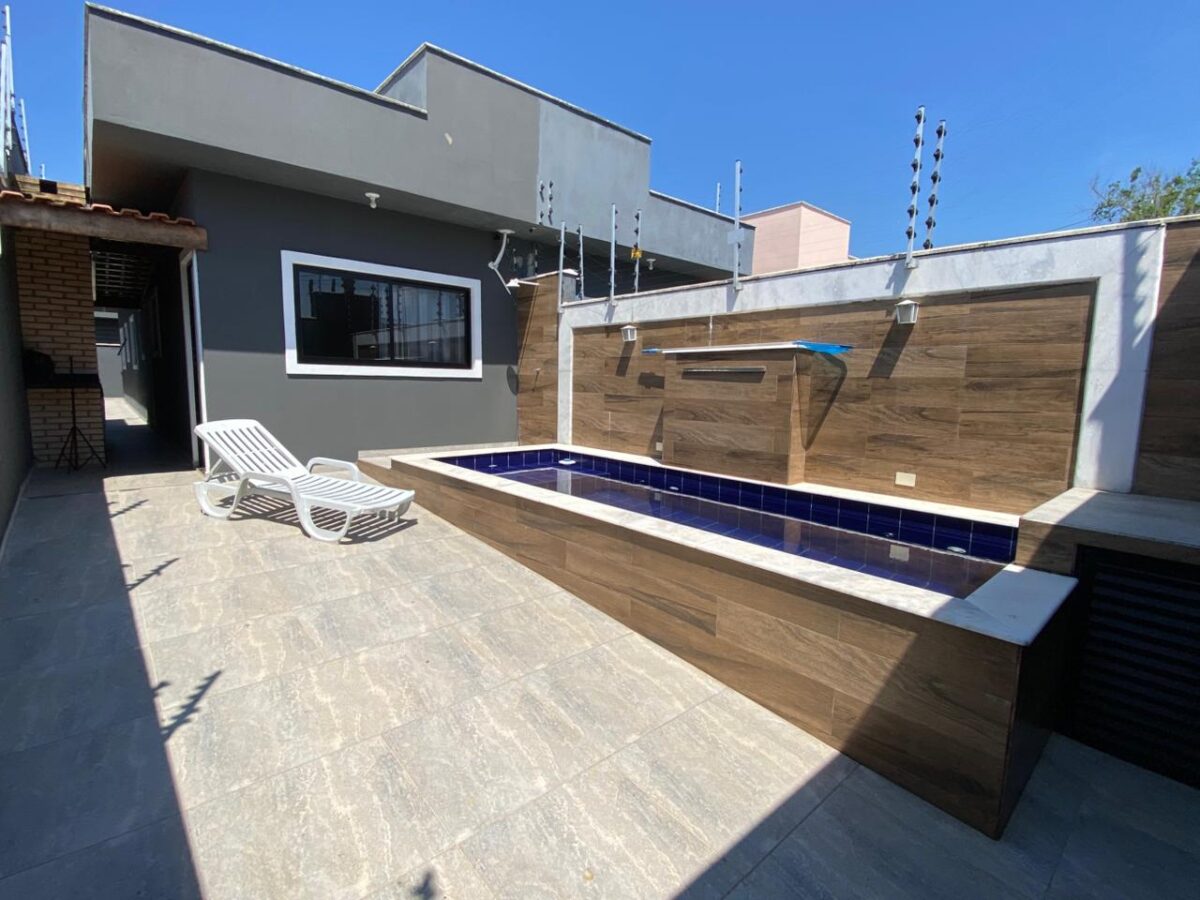 d8ea920e-1ce9-474d-8ec6-84c7278e28c7