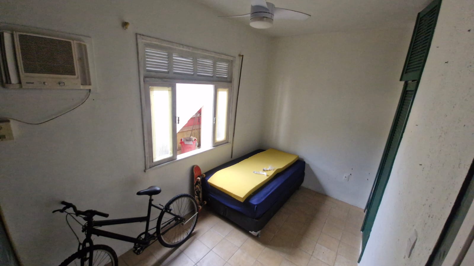 quarto 2 (com armario embutido)