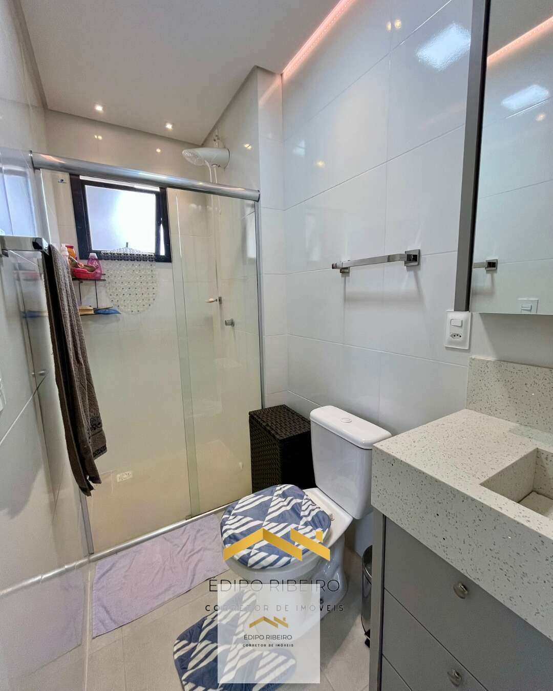 lindo-apartamento-finamente-mobiliado-no-bairro-vi-112313225212ed9c0c667e62ab16a51876193