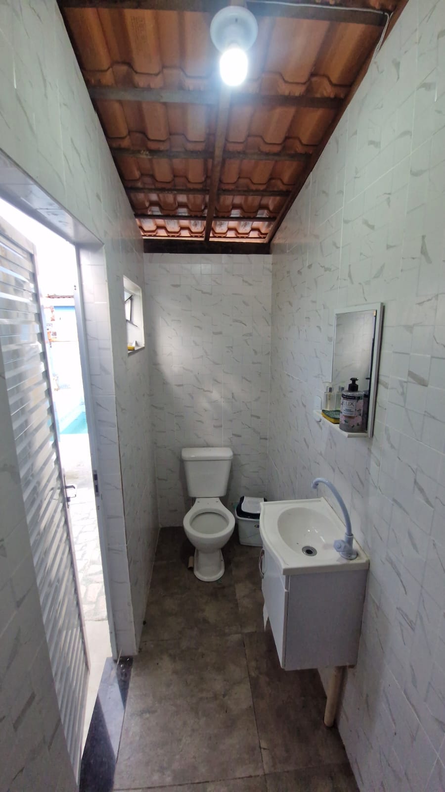 banheiro da area gourmet