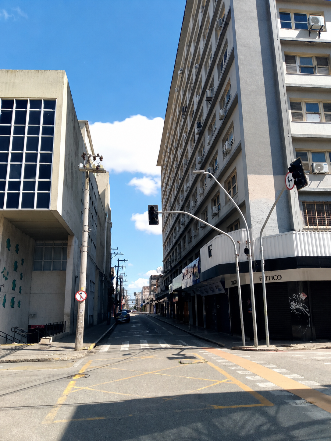 LOJA COMERCIAL NA RUA PEDRO PEREIRA 460 - SEU CORRETOR DE IMOVEIS EM FORTALEZA - WHATSAPP 85 99431 0000 - SEUCORRERORDEIMOVEIS.COM.BR - DANILO WAGNER - CORRETOR DE IMOVEIS   01001000